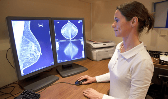 سونوگرافی سینه min سرطان پستان
