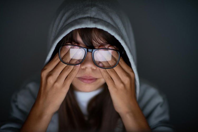 فشار چشم و دلایل ایجاد آن 1 دلایل فشار چشم
